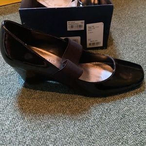 Anne Klein Patent leather Mary Janes